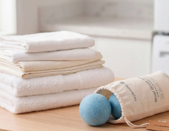Wool dryer balls